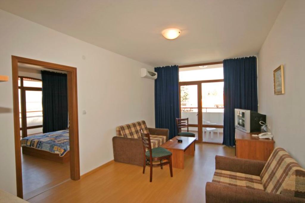 STANDARD APARTMNET BALCONY