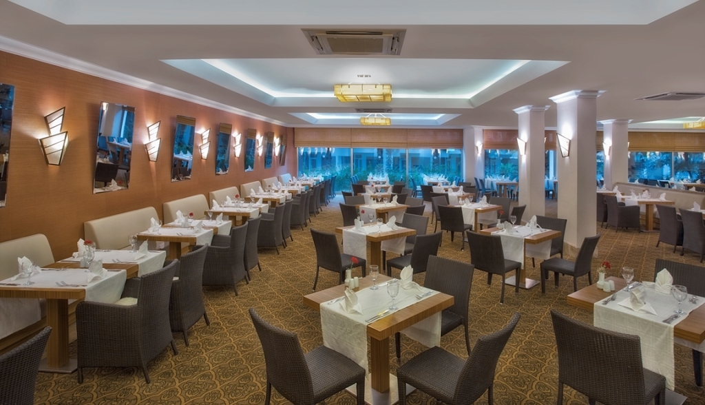 DIVAN RESTAURANT