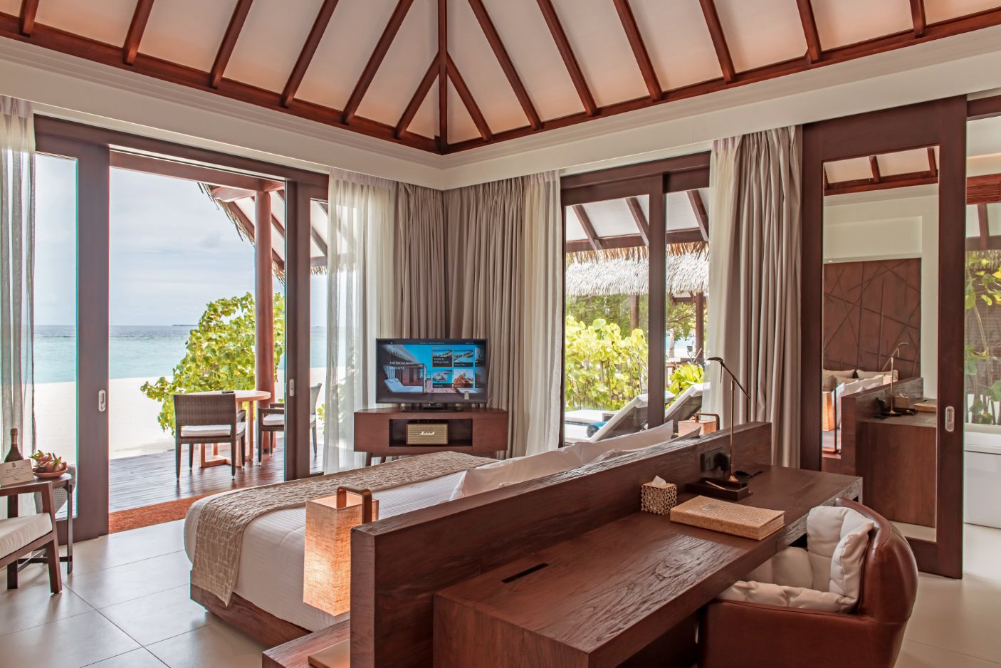 BEACH VILLA