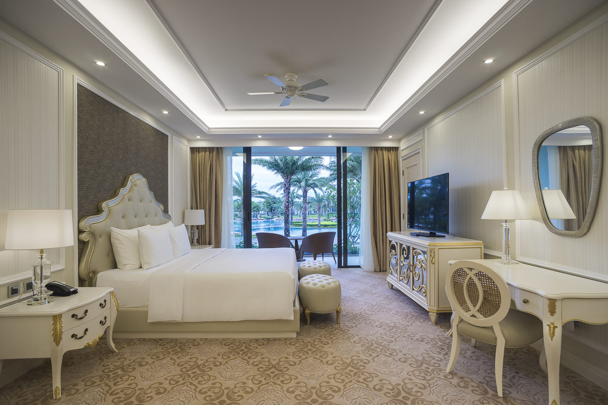 ONE BEDROOM SUITE