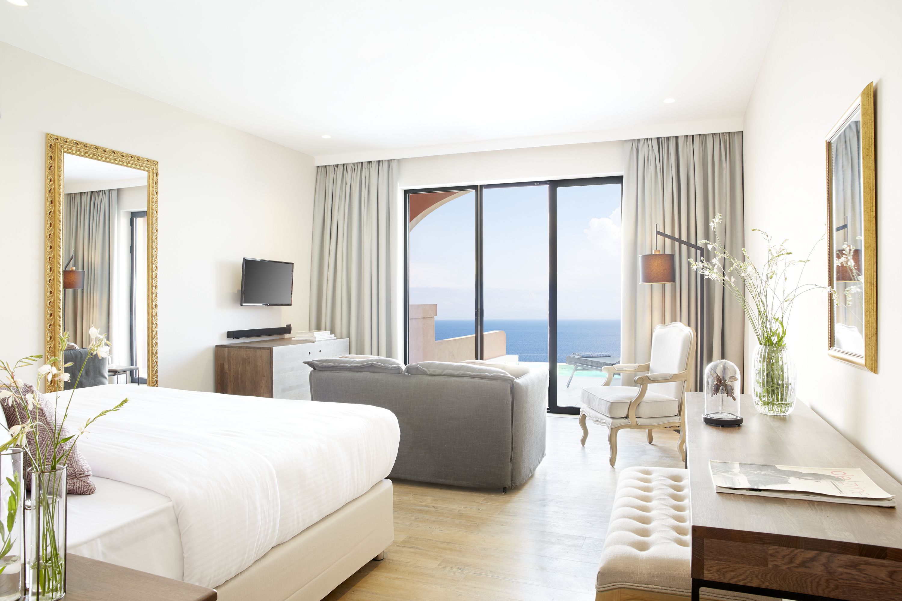 Deluxe Junior Suite Private Pool Sea View