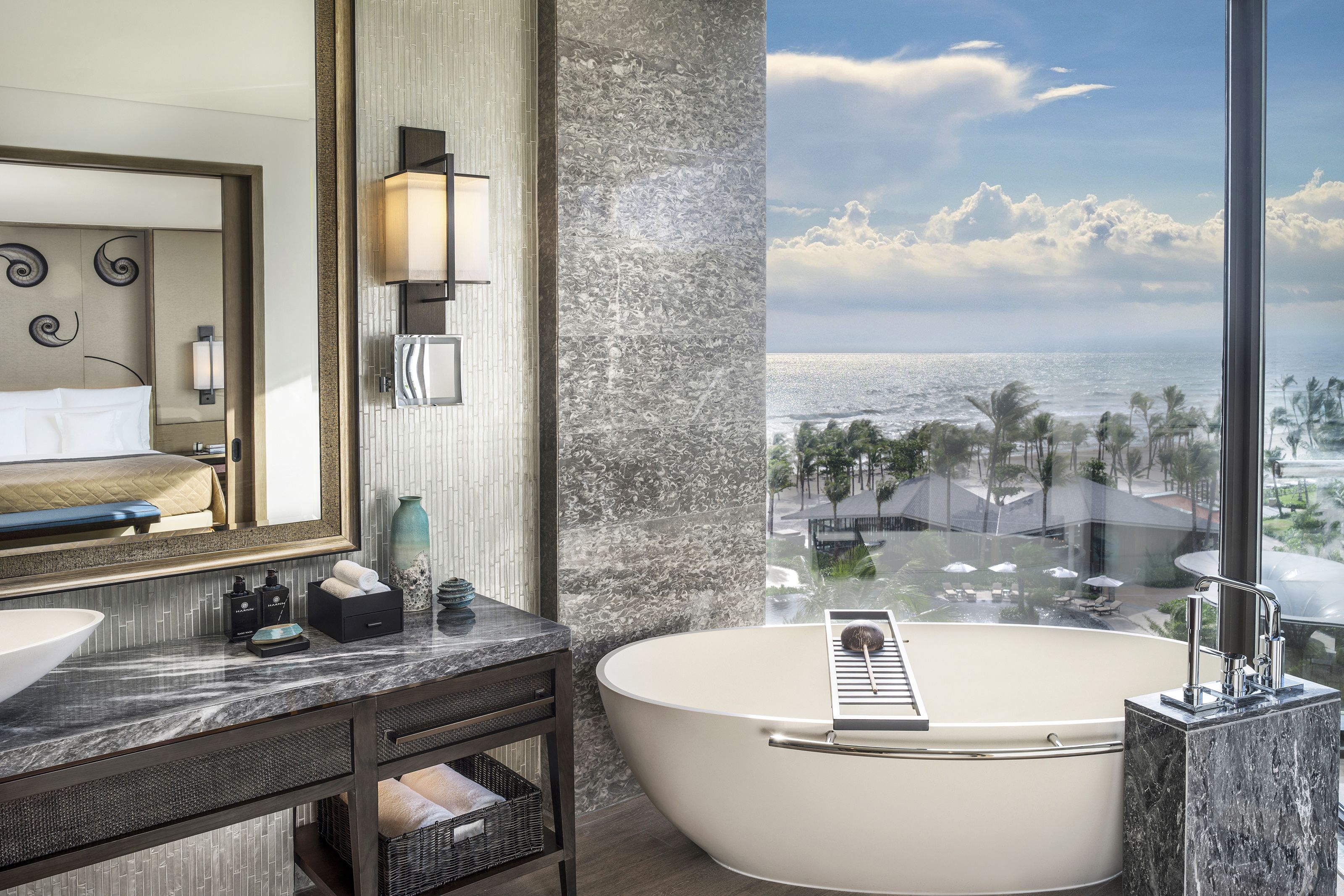 CLASSIC OCEANVIEW ROOM (NO EXTRA BED)