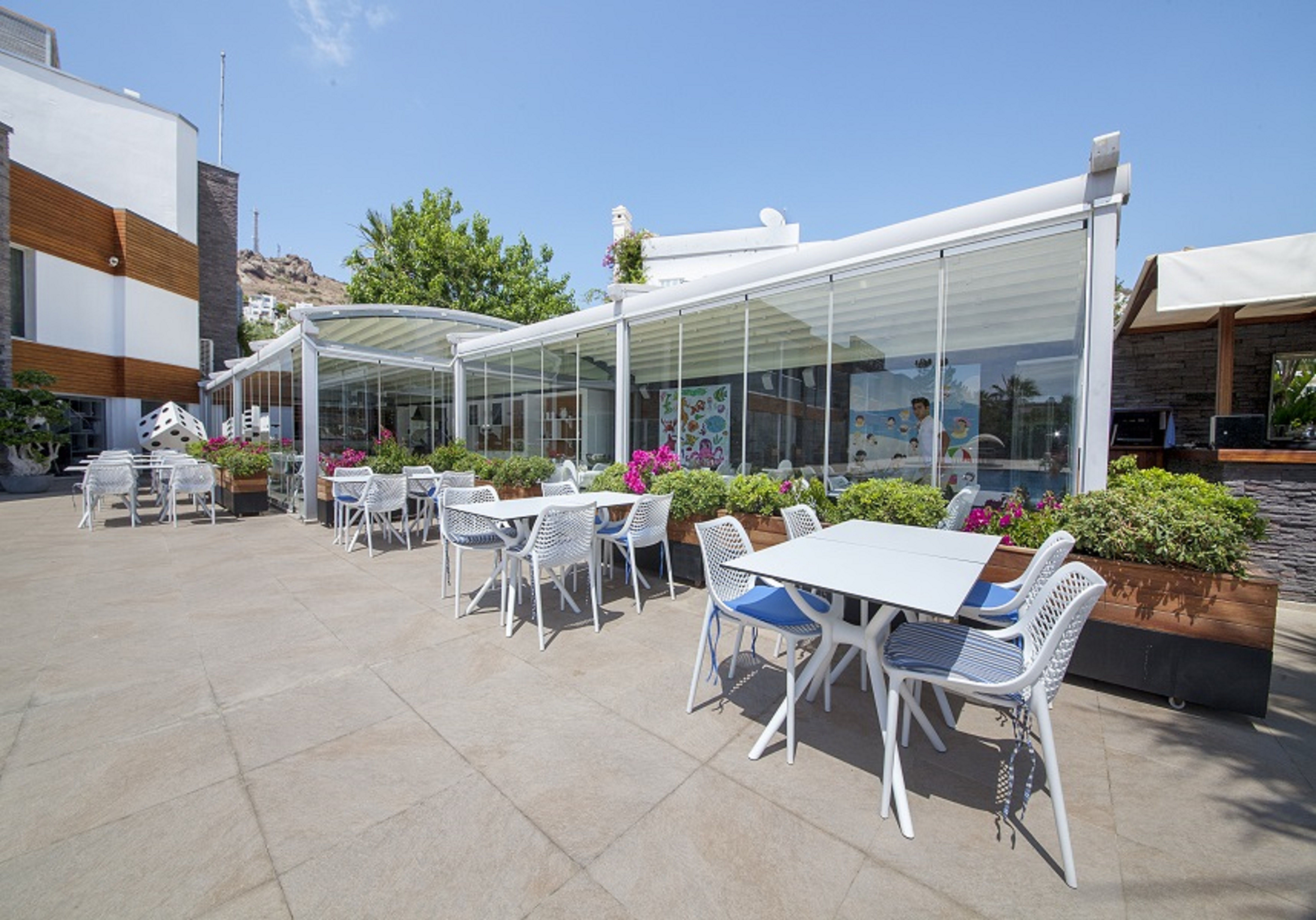 The Buffet Restaurant