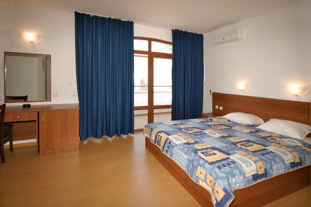 STANDARD APARTMNET BALCONY