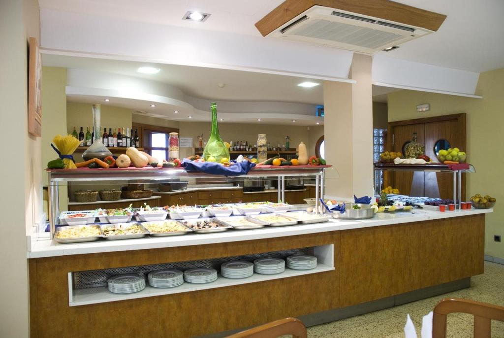 RESTAURANT - BUFFET