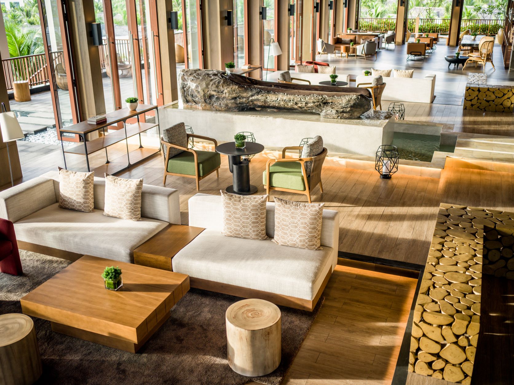 The Lounge