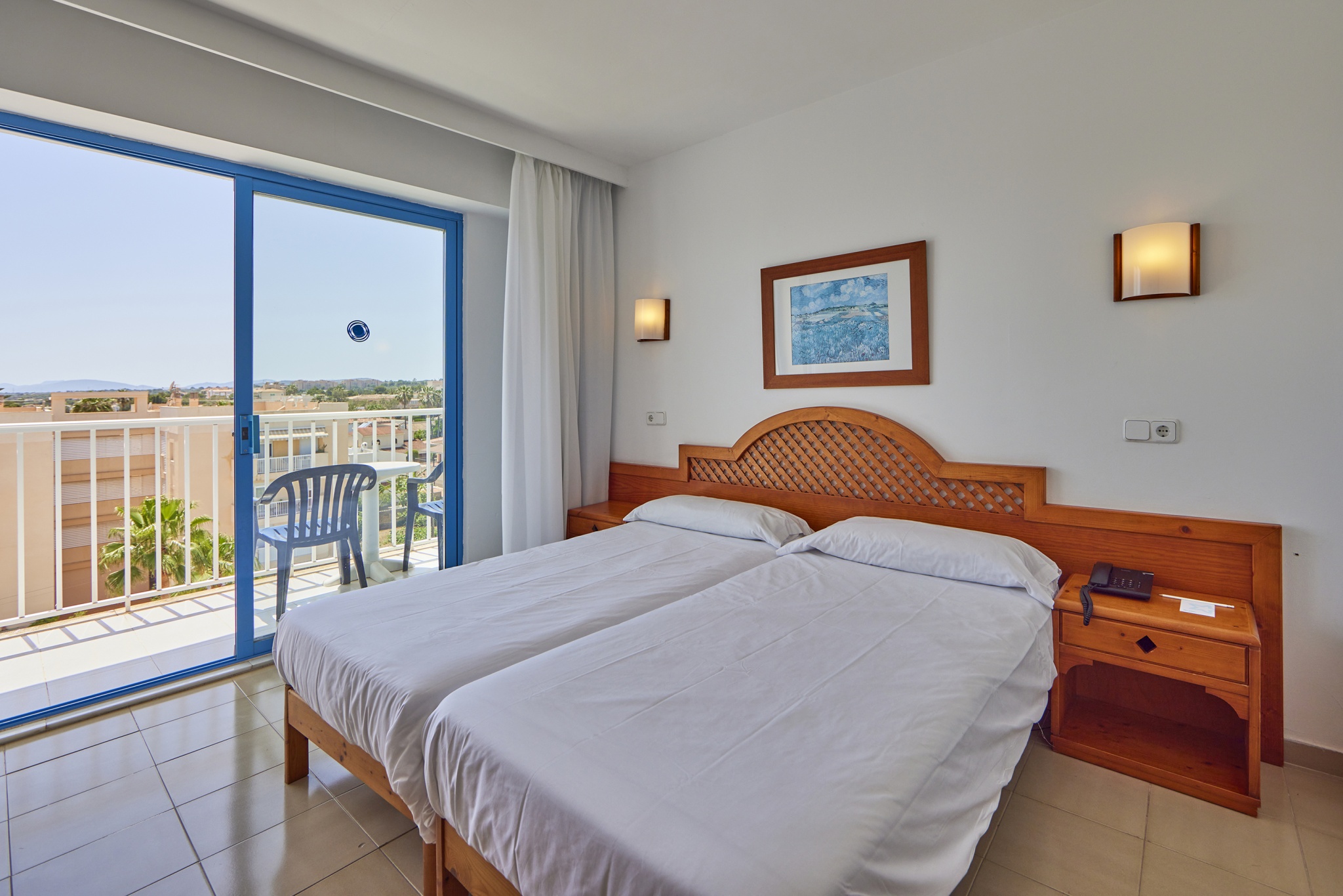 DOUBLE STANDARD ROOM
