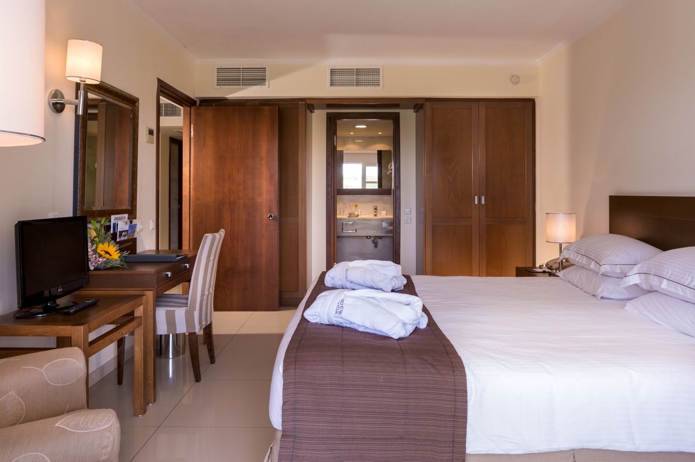 Executive Apartment 2 Bedrooms Balcony or Terrace