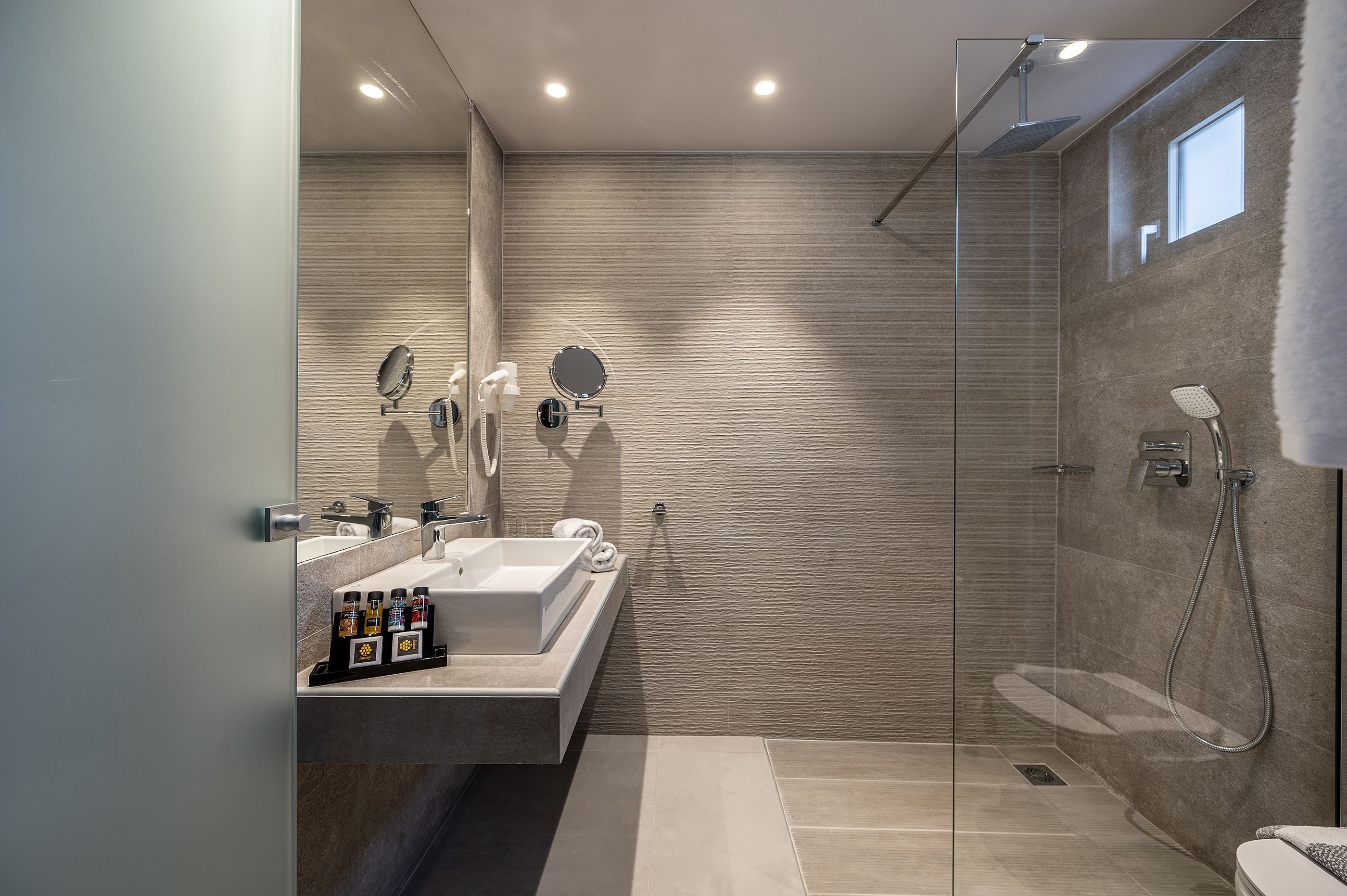 Double LandView Balcony or Terrace 