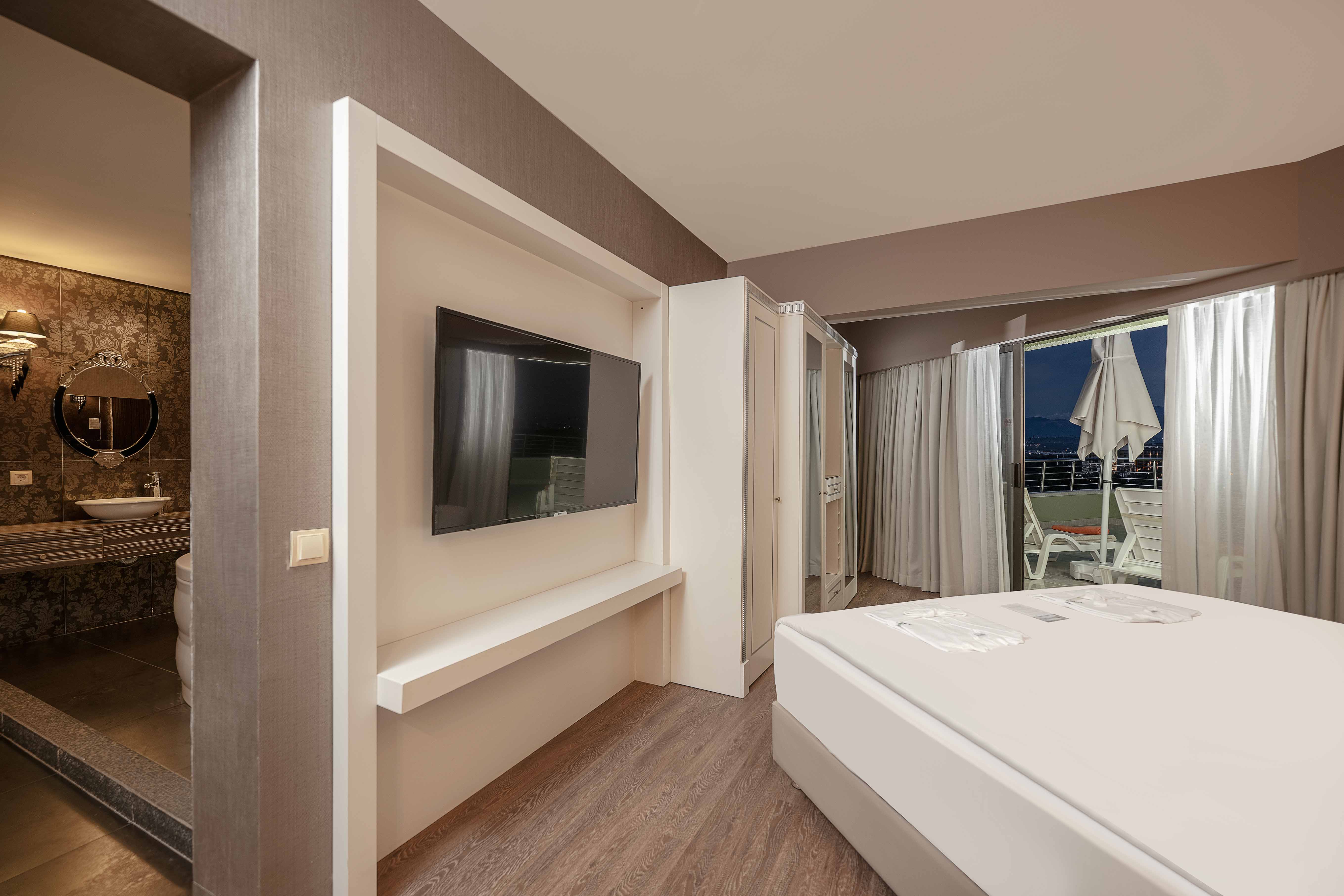 King Suite