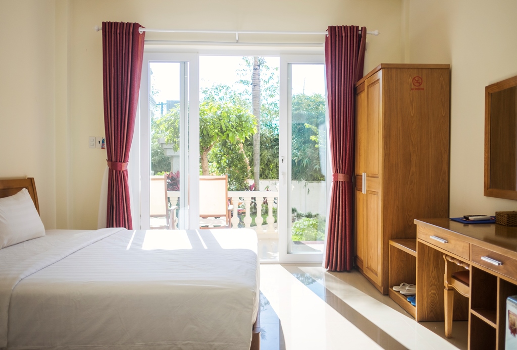 DELUXE DOUBLE BALCONY