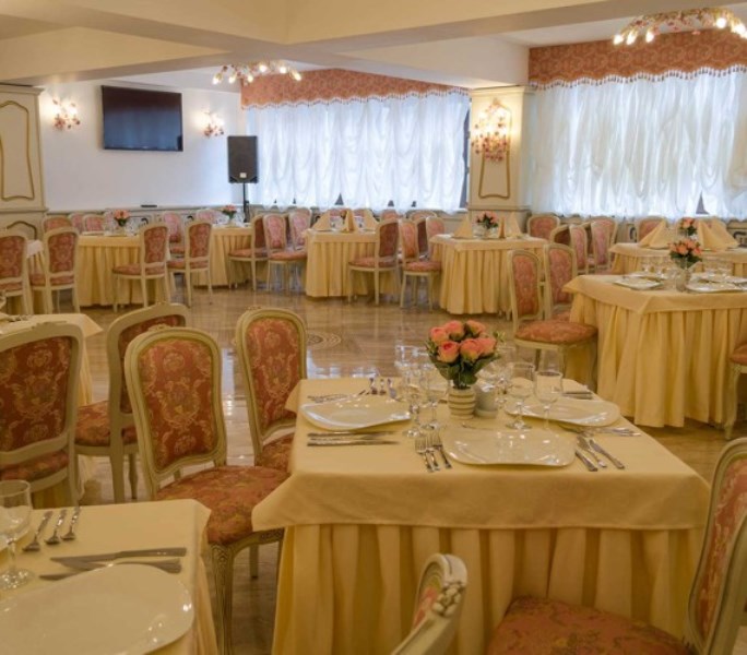 roses_ballroom_index.jpg