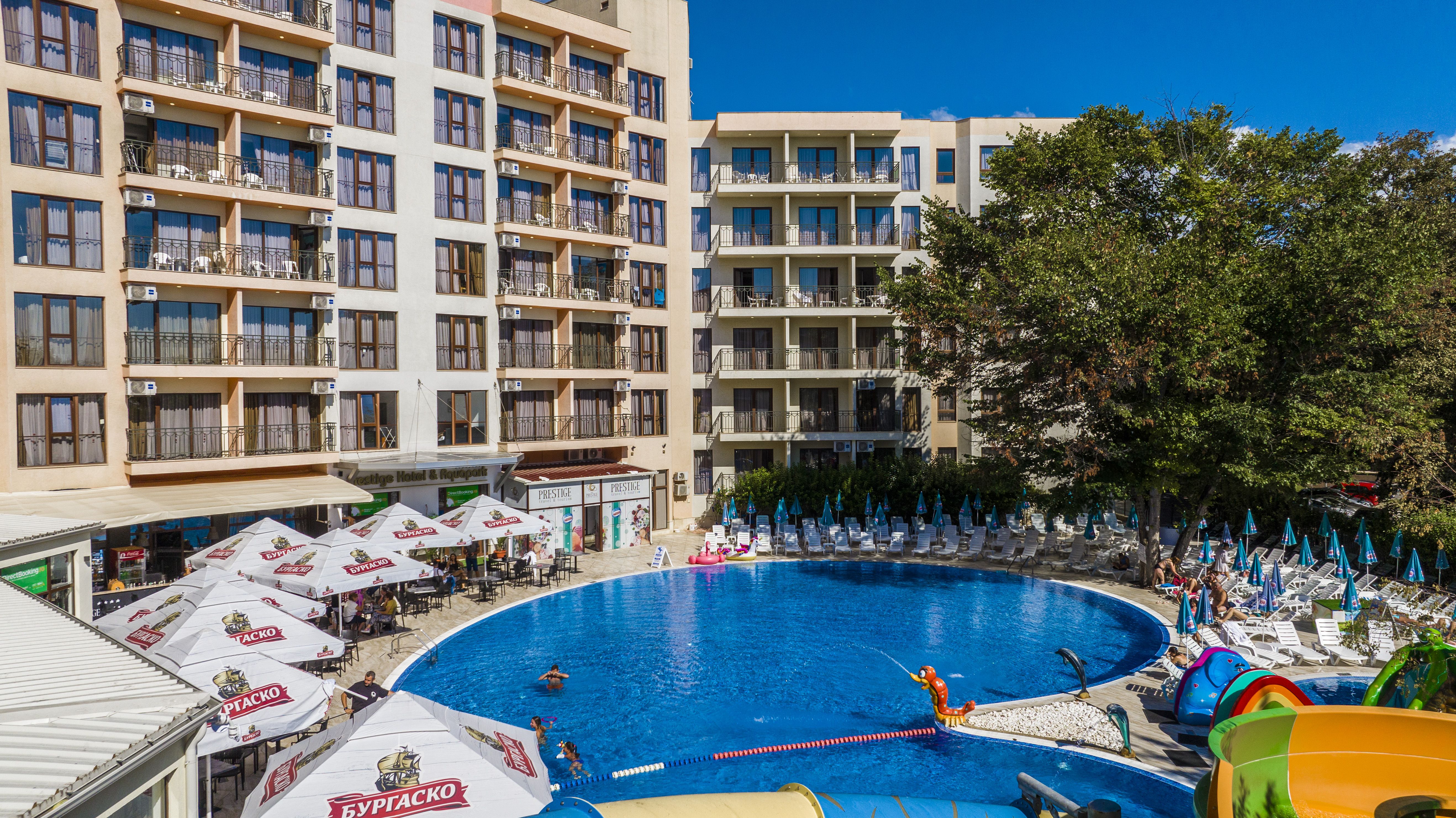 Piscina deschisă