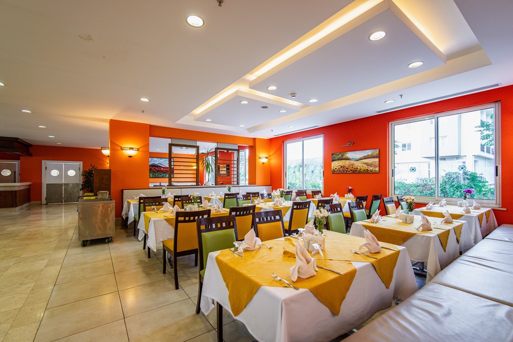 PAPAYA RESTAURANT