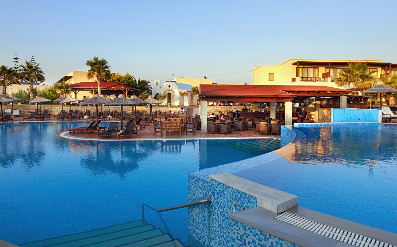 POOL BAR