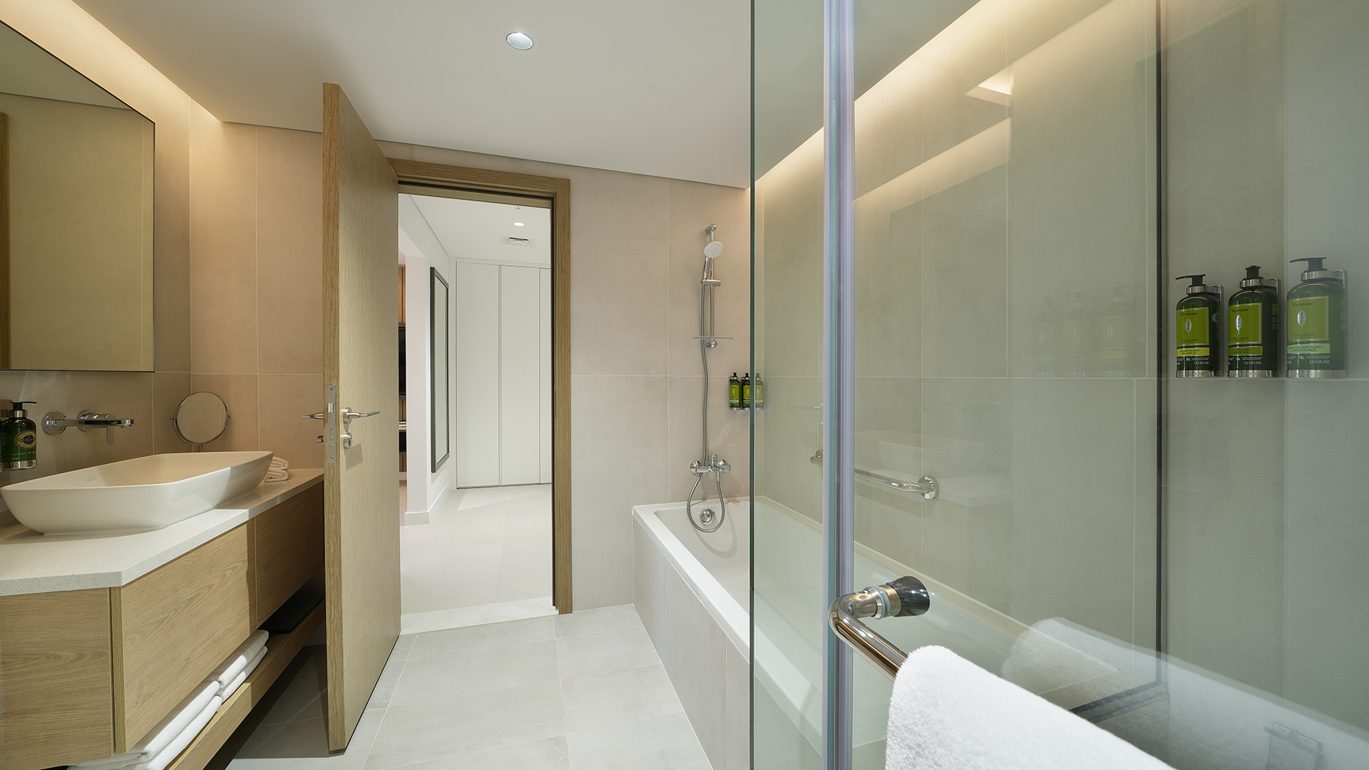 Luxury Two Bedroom Apartment