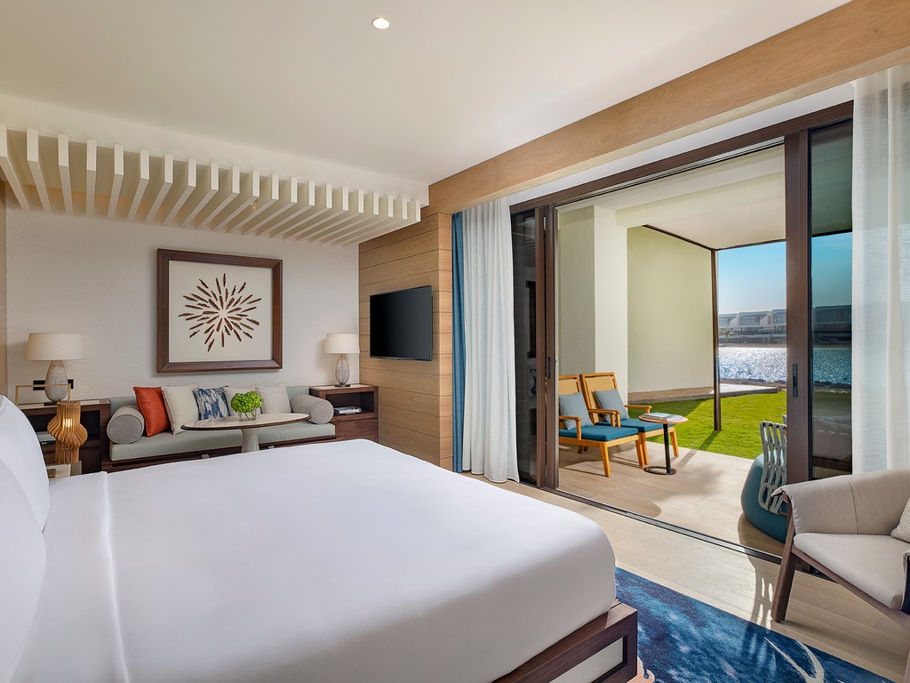 Deluxe Beach Front Room