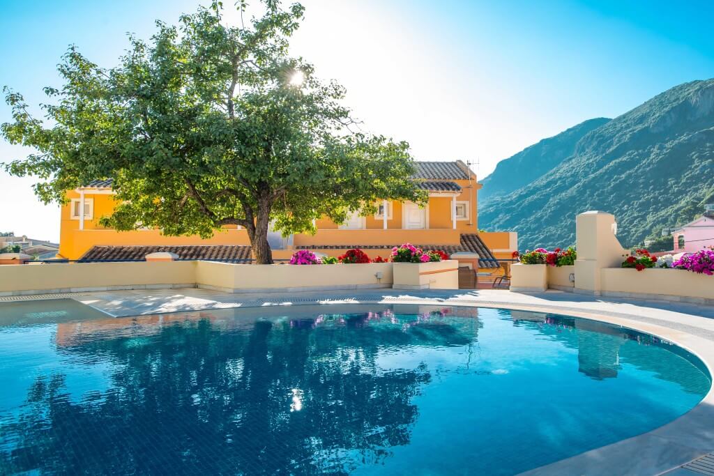 Piscina deschisă