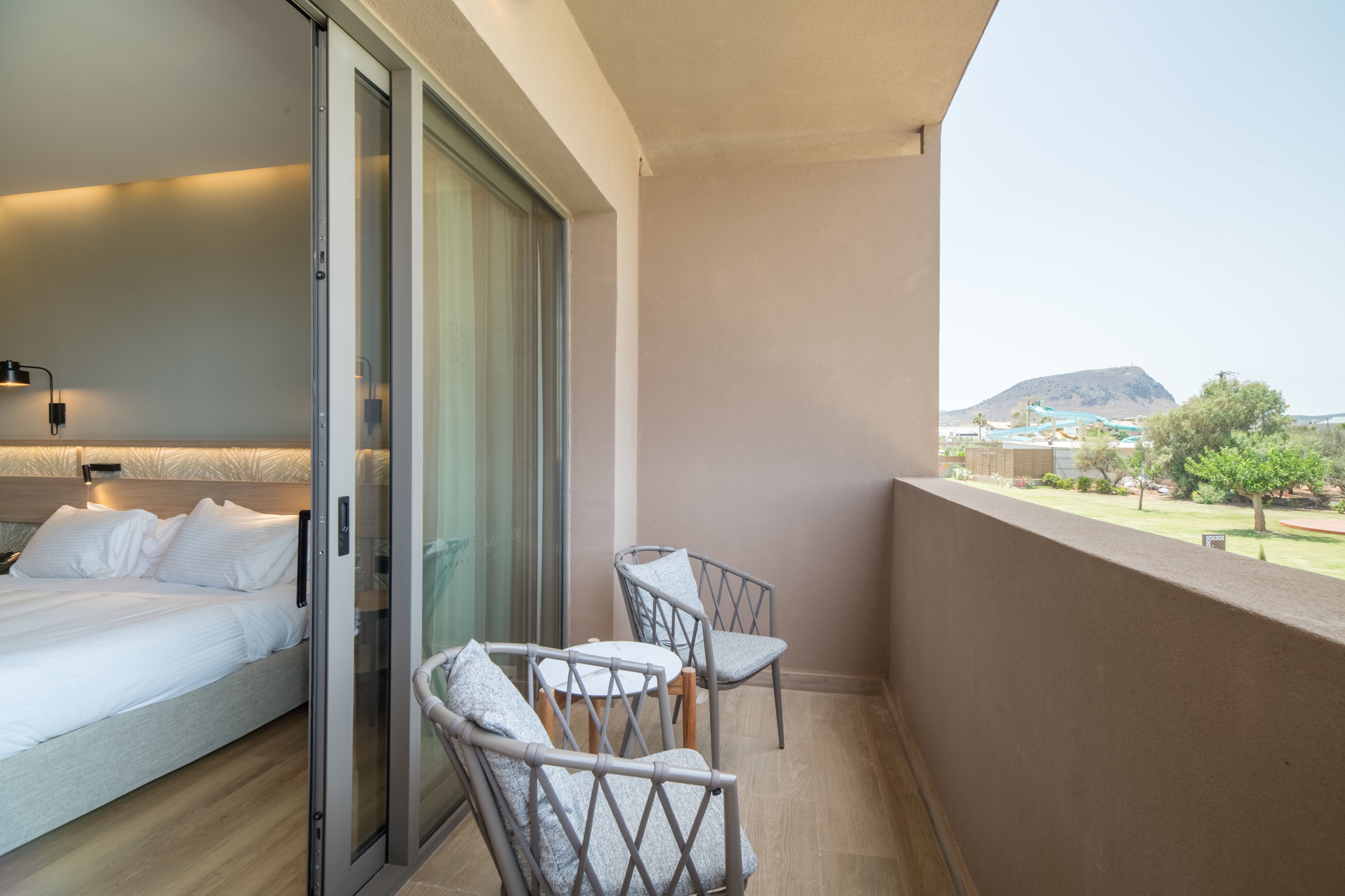 Classic Quadruple Room Garden View