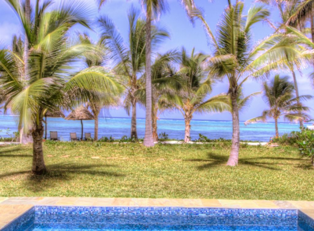 OCEAN FRONT 1 BEDROOM VILLA