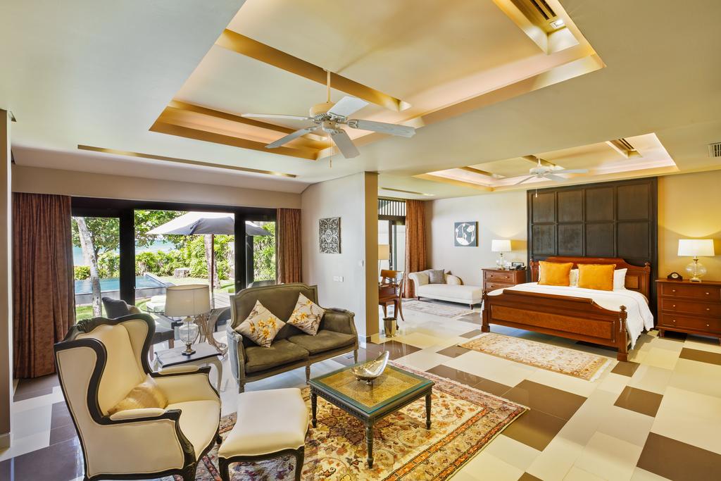 Royal Villa