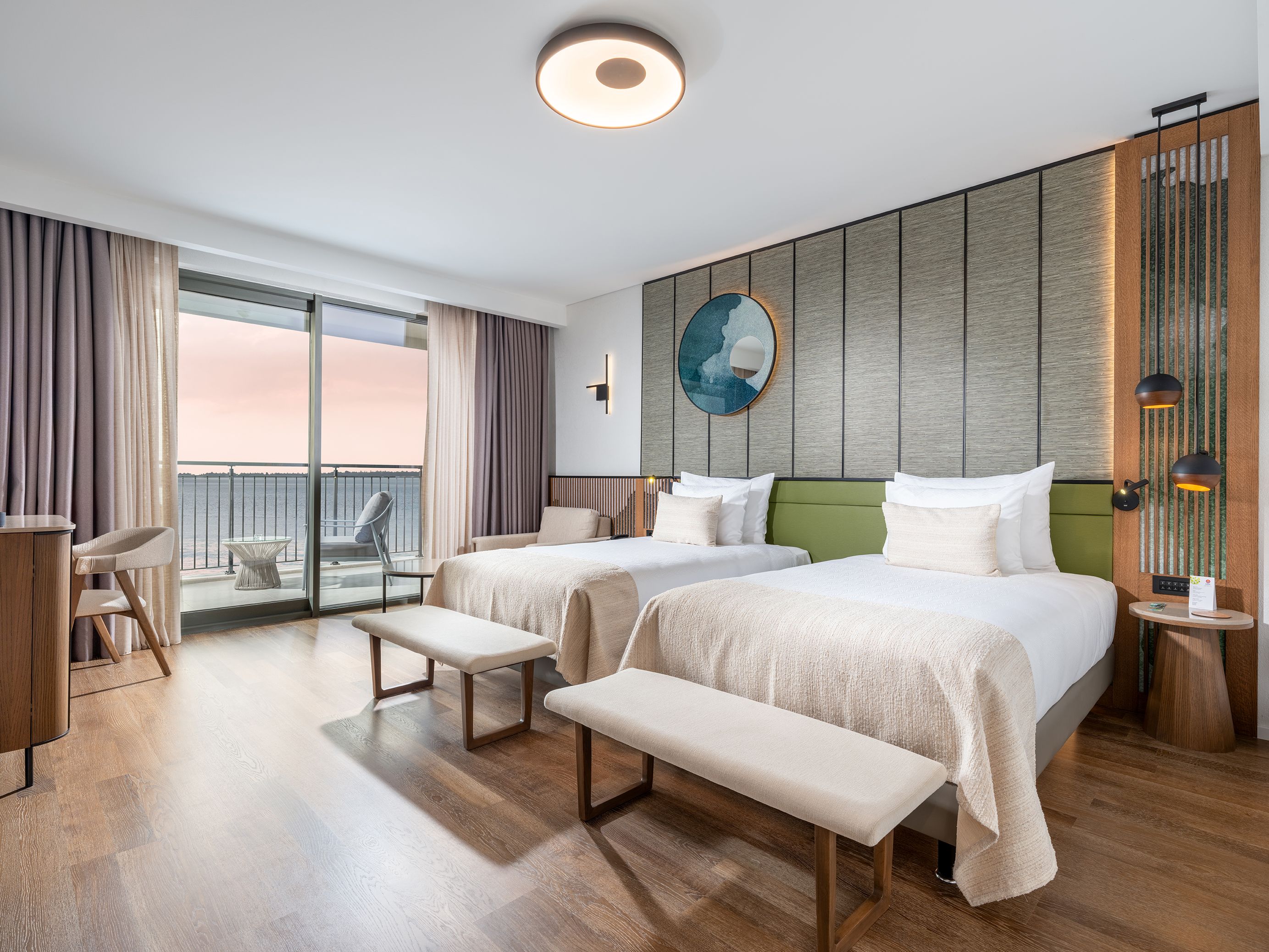 Deluxe Room Sea View ( Family Zone )