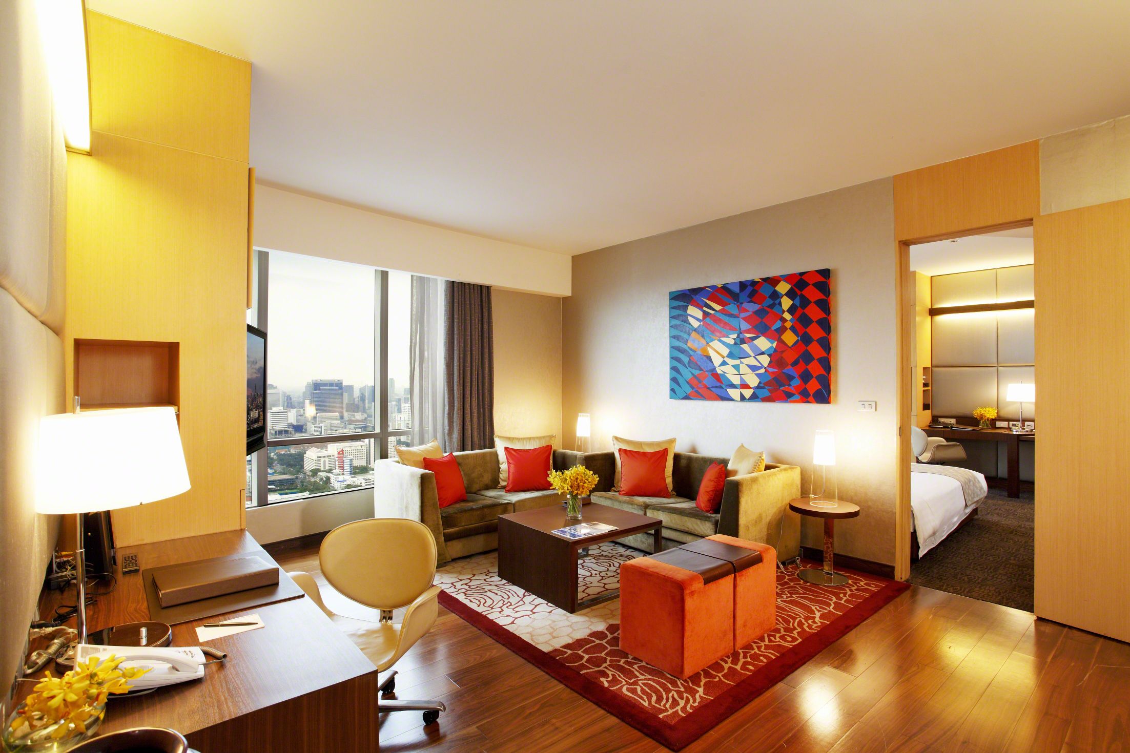 World Executive Suite