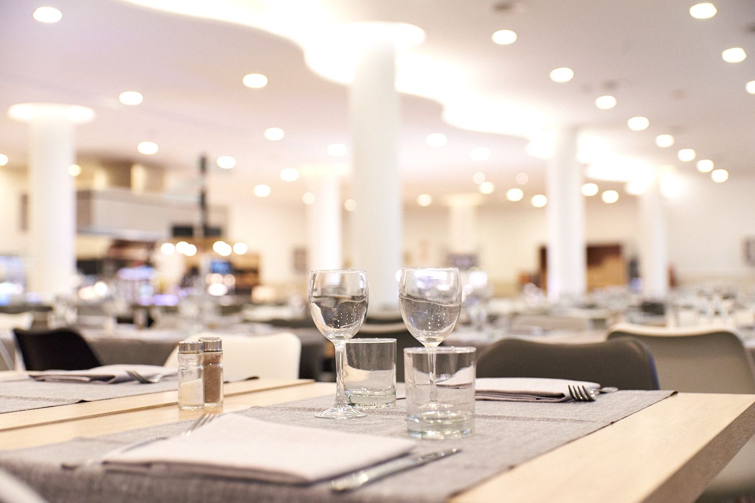 RESTAURANT BUFFET