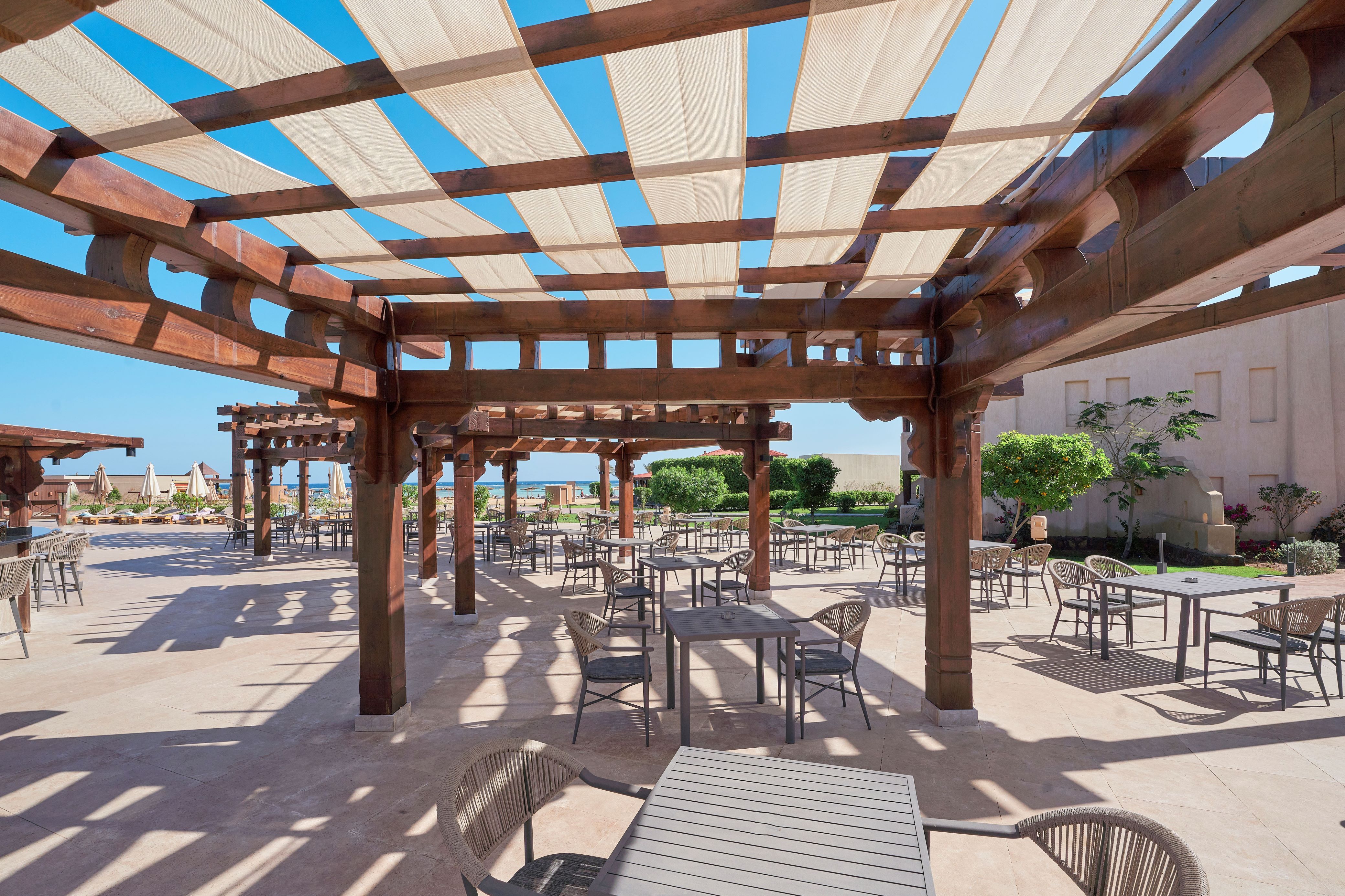 MAYA BAR : RESORT POOLBAR