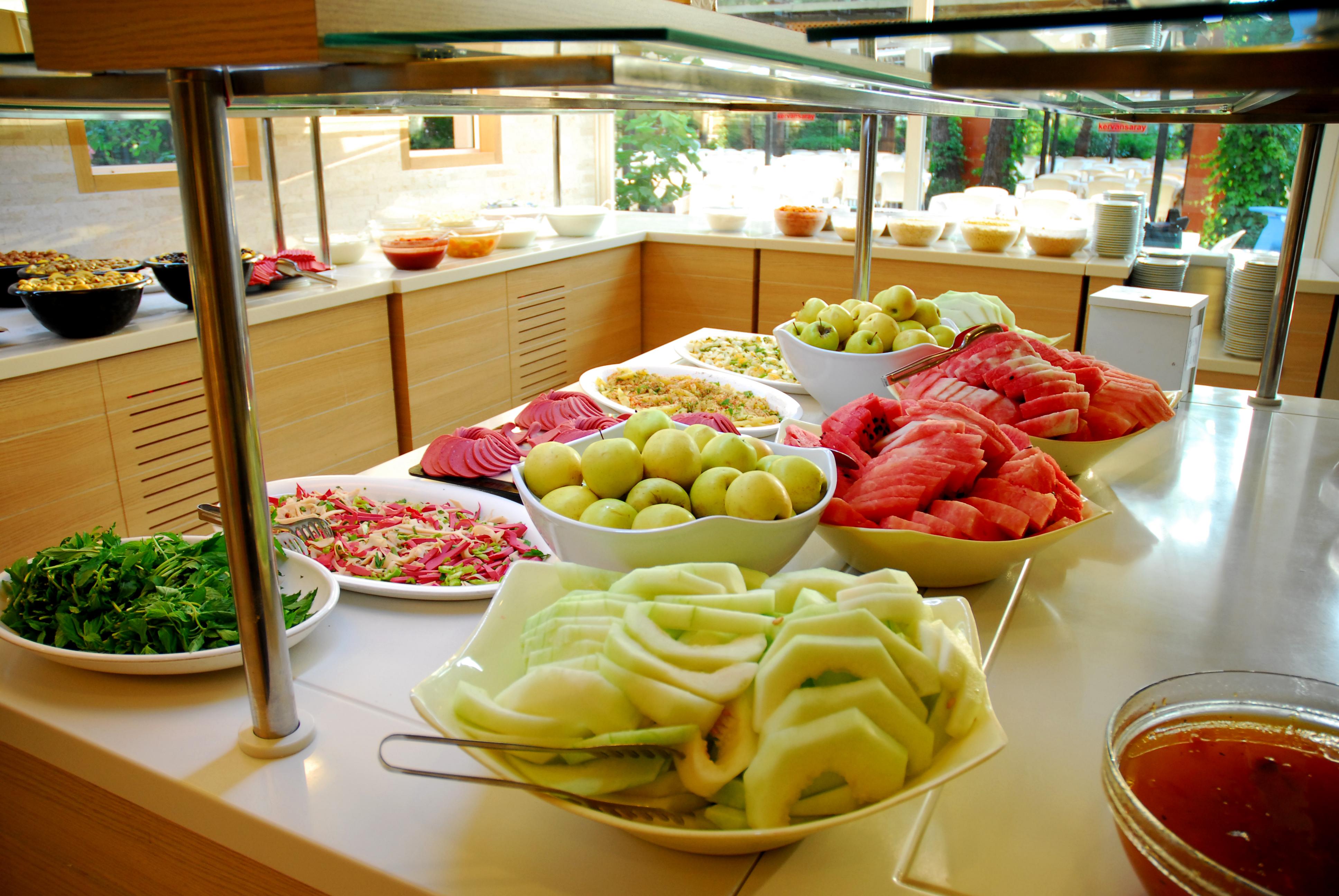 MAIN RESTAURANT