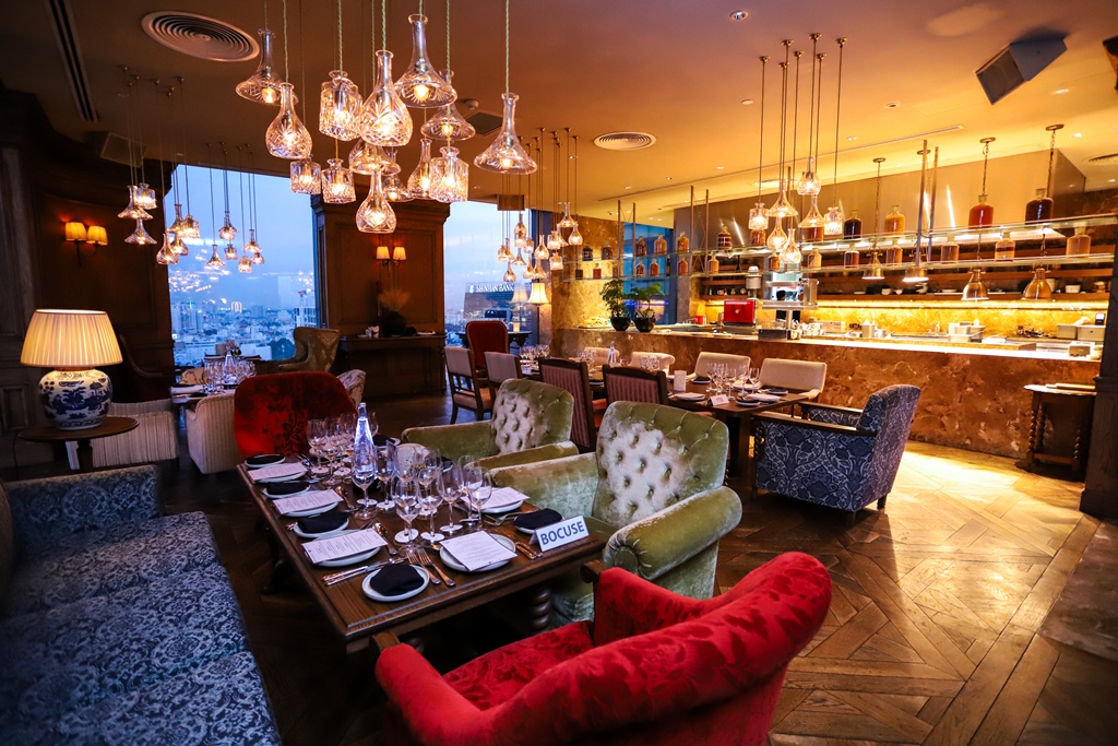 Social Club Restaurant