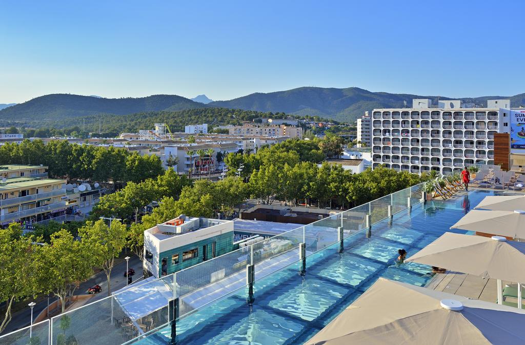 Piscina deschisă