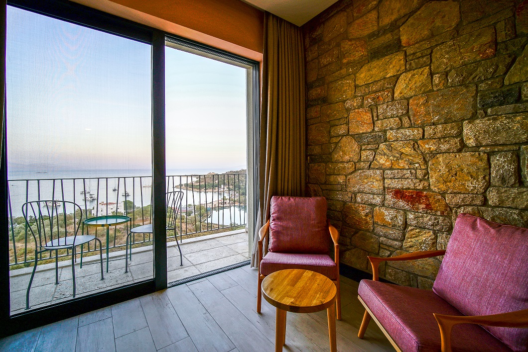 Superior King Room