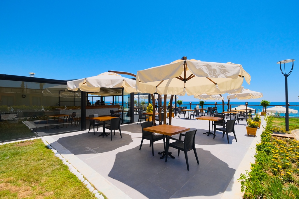 BREZEE BAR