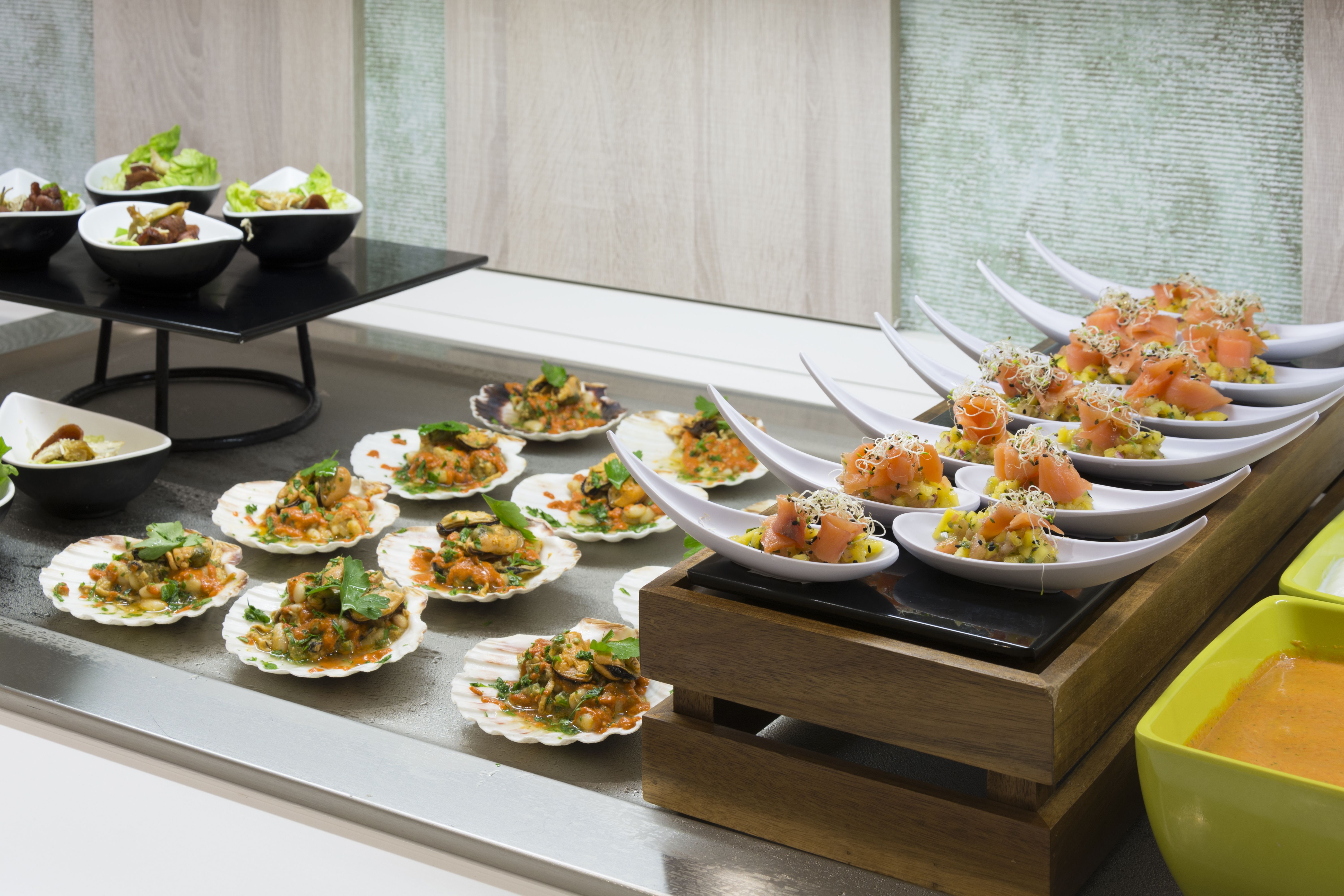 MAIN RESTAURANT