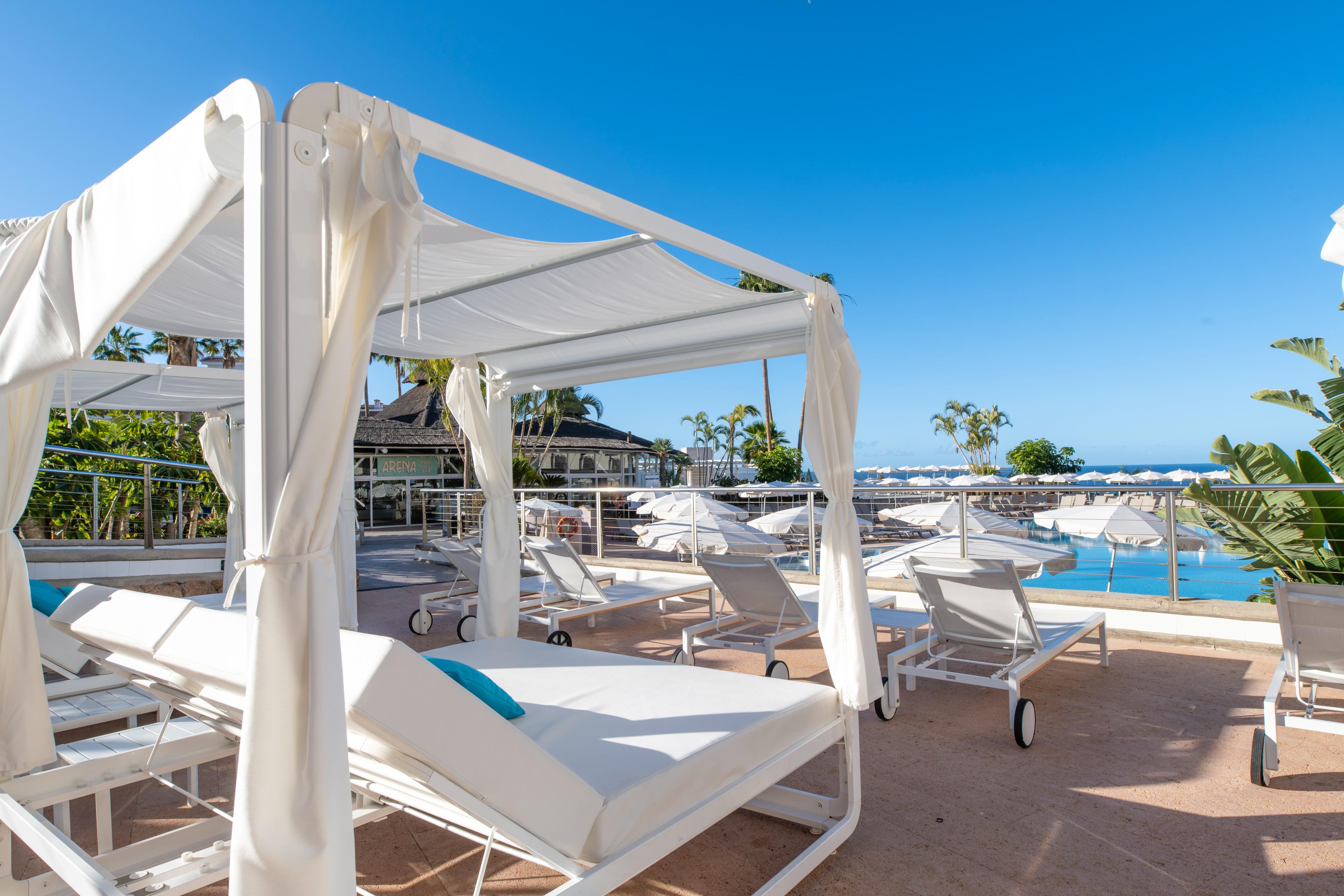 Piscina deschisă