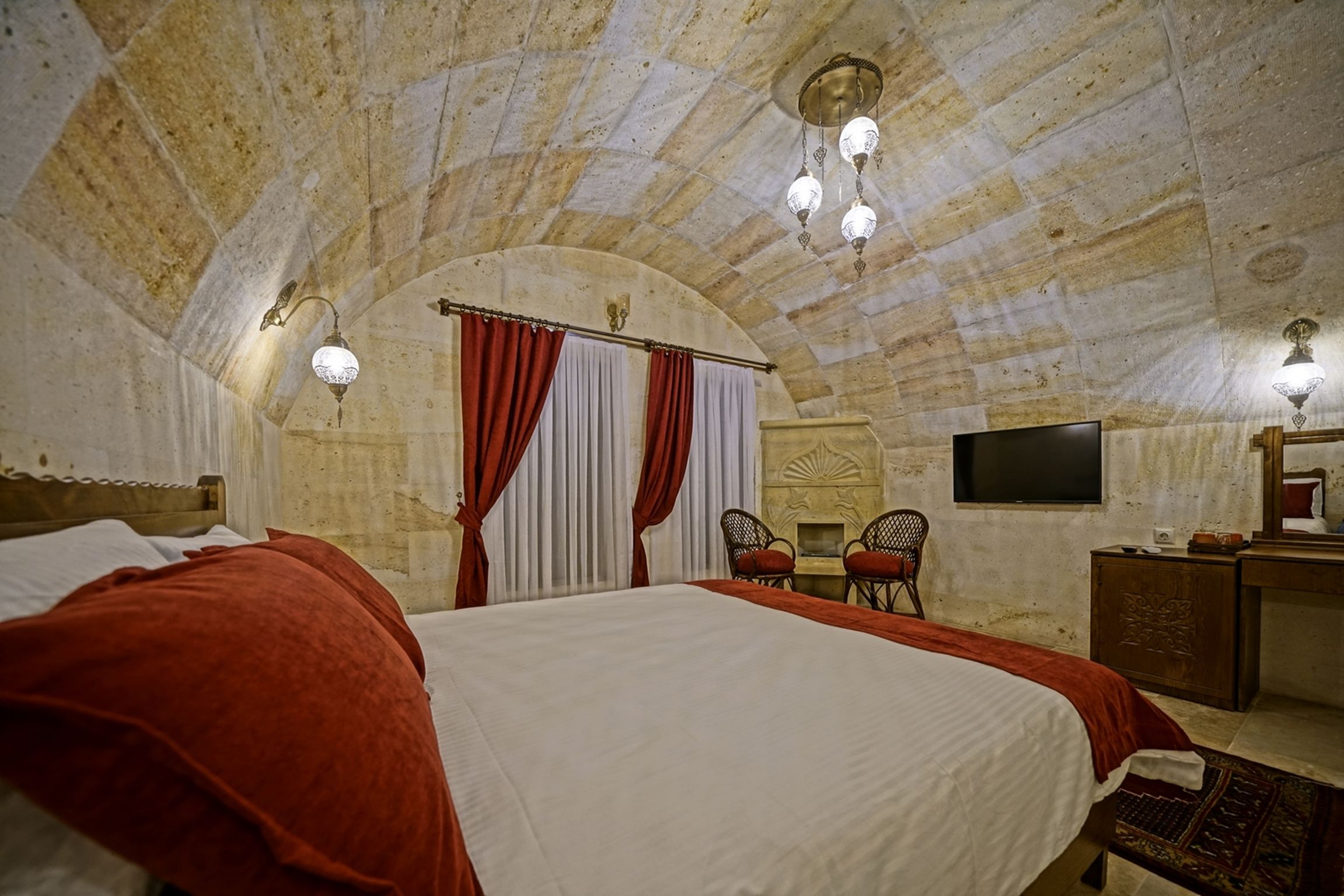 STANDARD DOUBLE ROOM