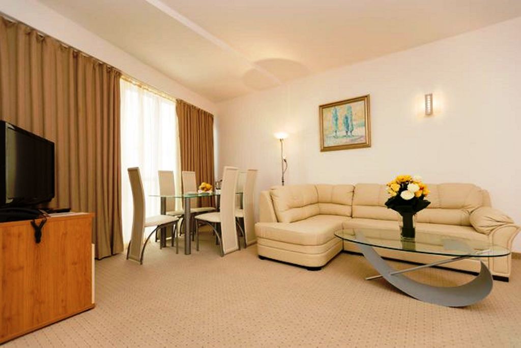 Two Bedroom Suite Sea View