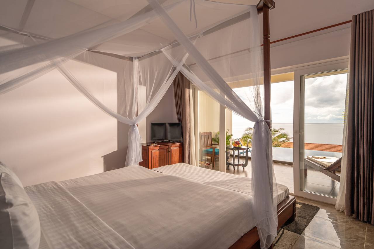 ONE BEDROOM POOL VILLA (CHILD WITHOUT EXTRA BED)