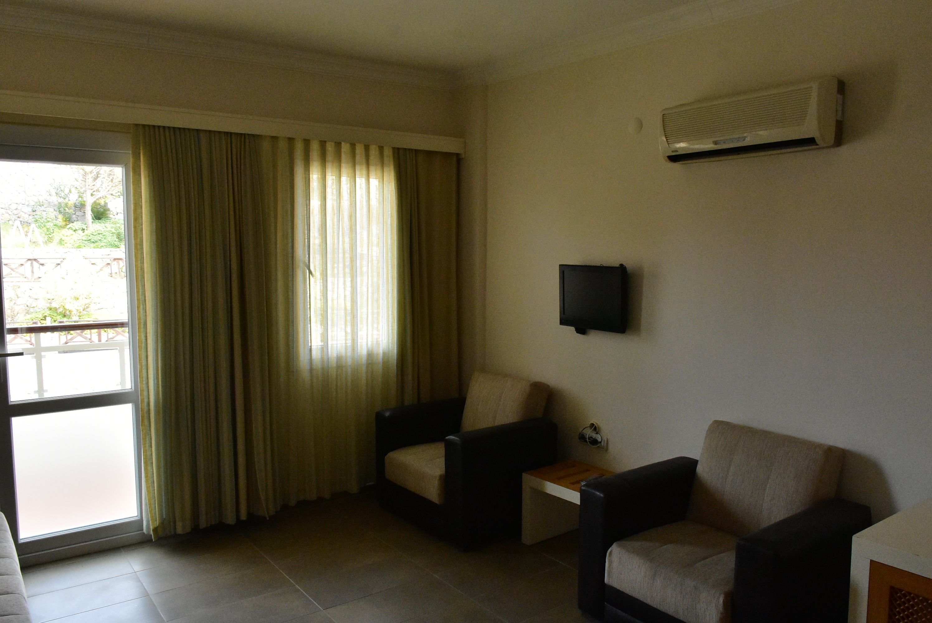 Suite Room With Balcony