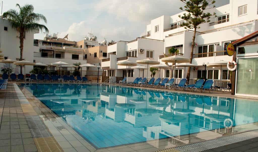 Piscina deschisă