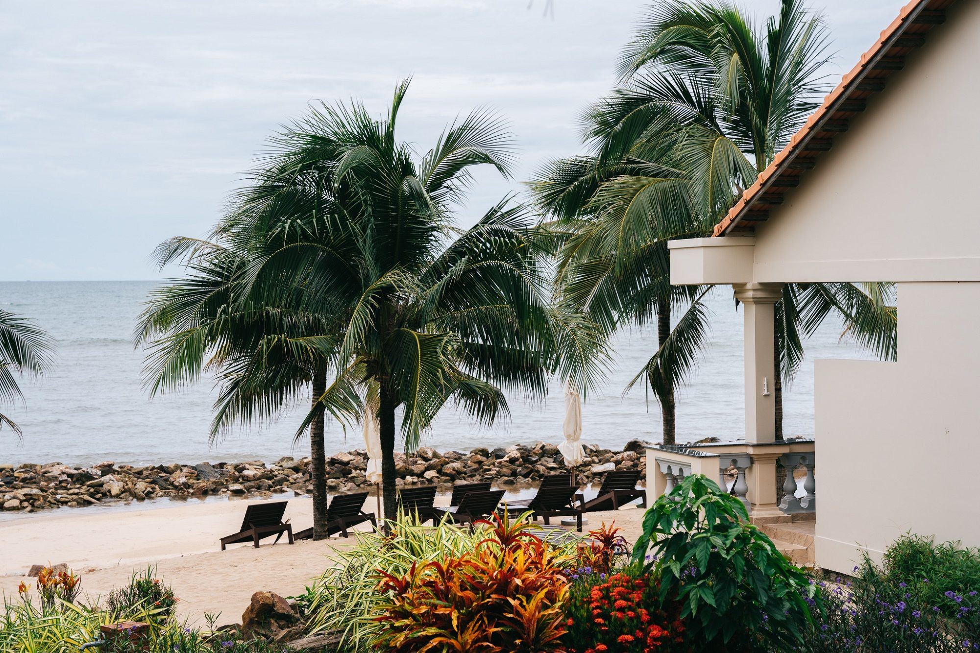 VILLA BEACHFRONT  (CHILD WITHOUT EXTRA BED)