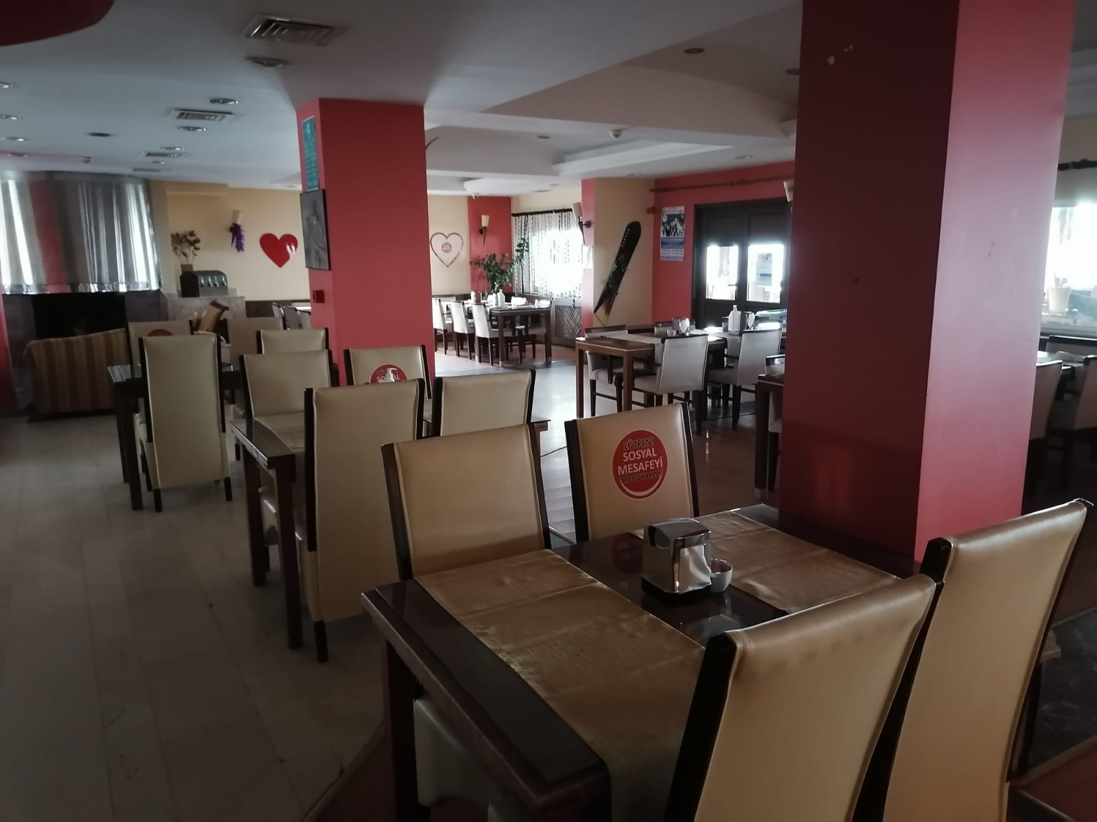 ACE RESTAURANT