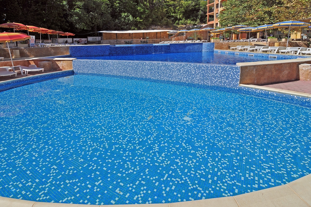 Piscina deschisă