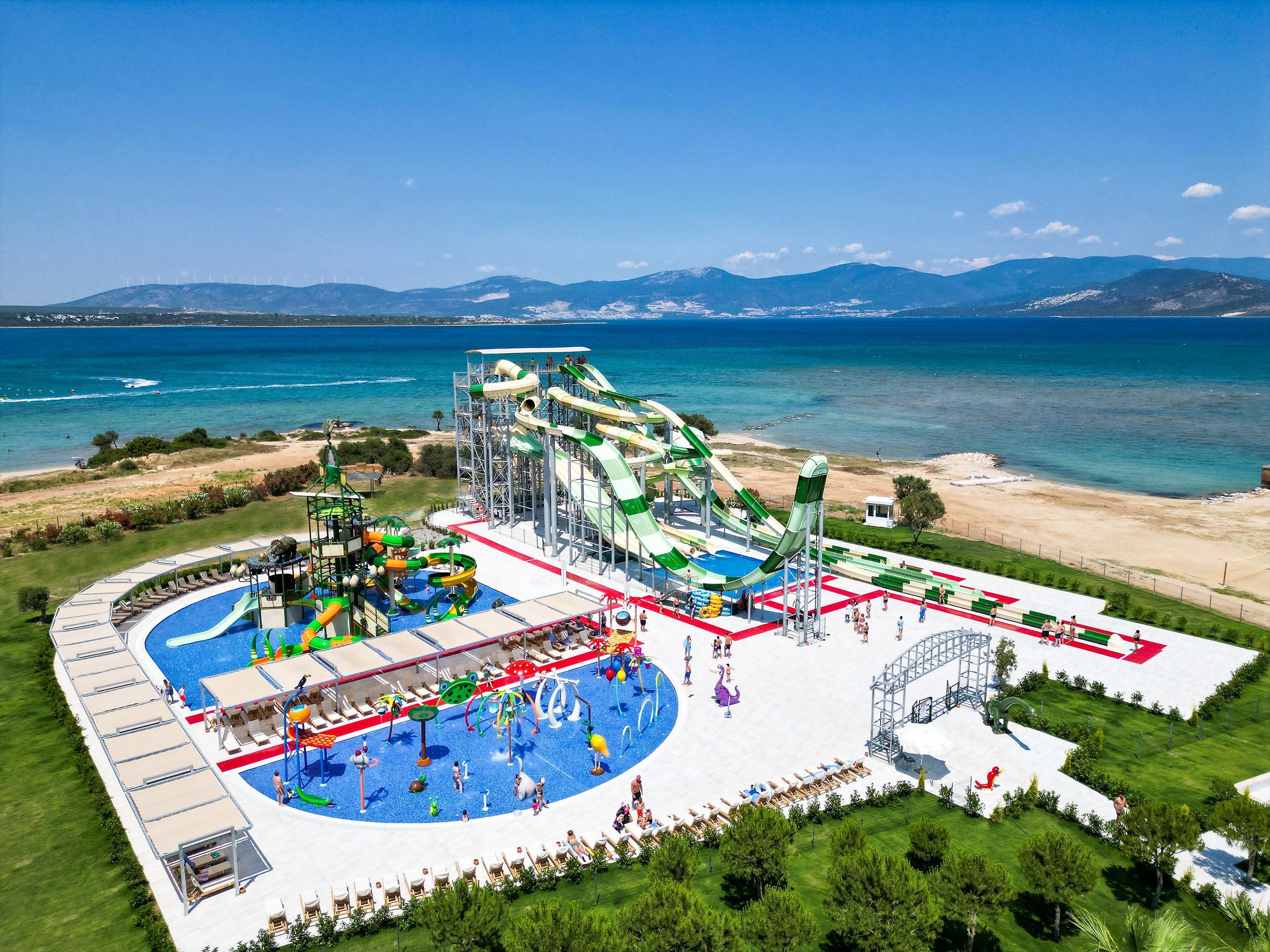 Piscina deschisă