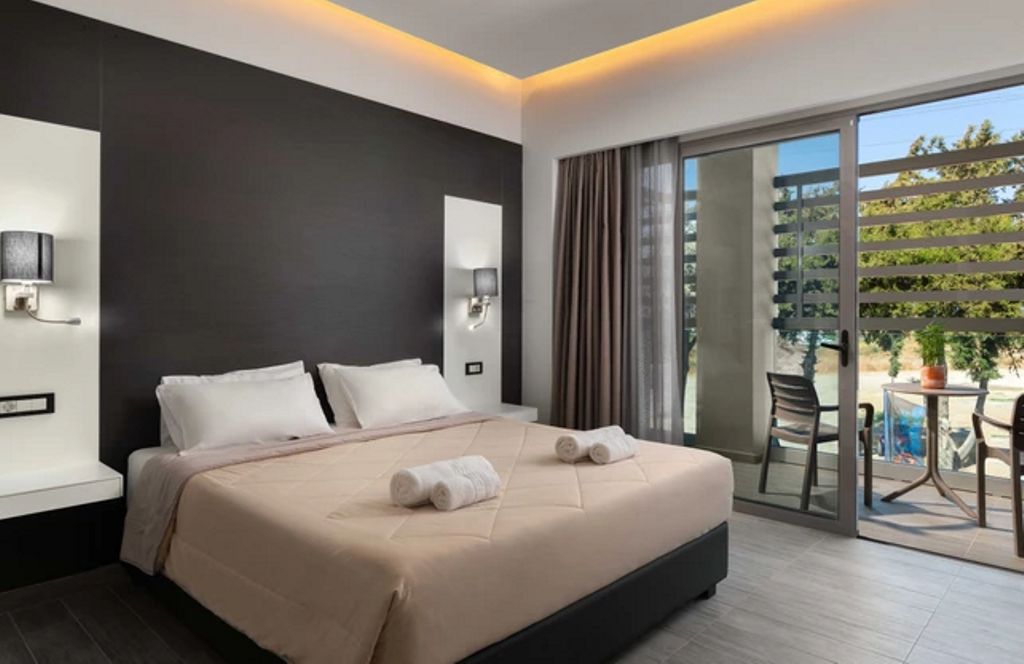 Deluxe Room Main Building GardenView Balcony or Terrace