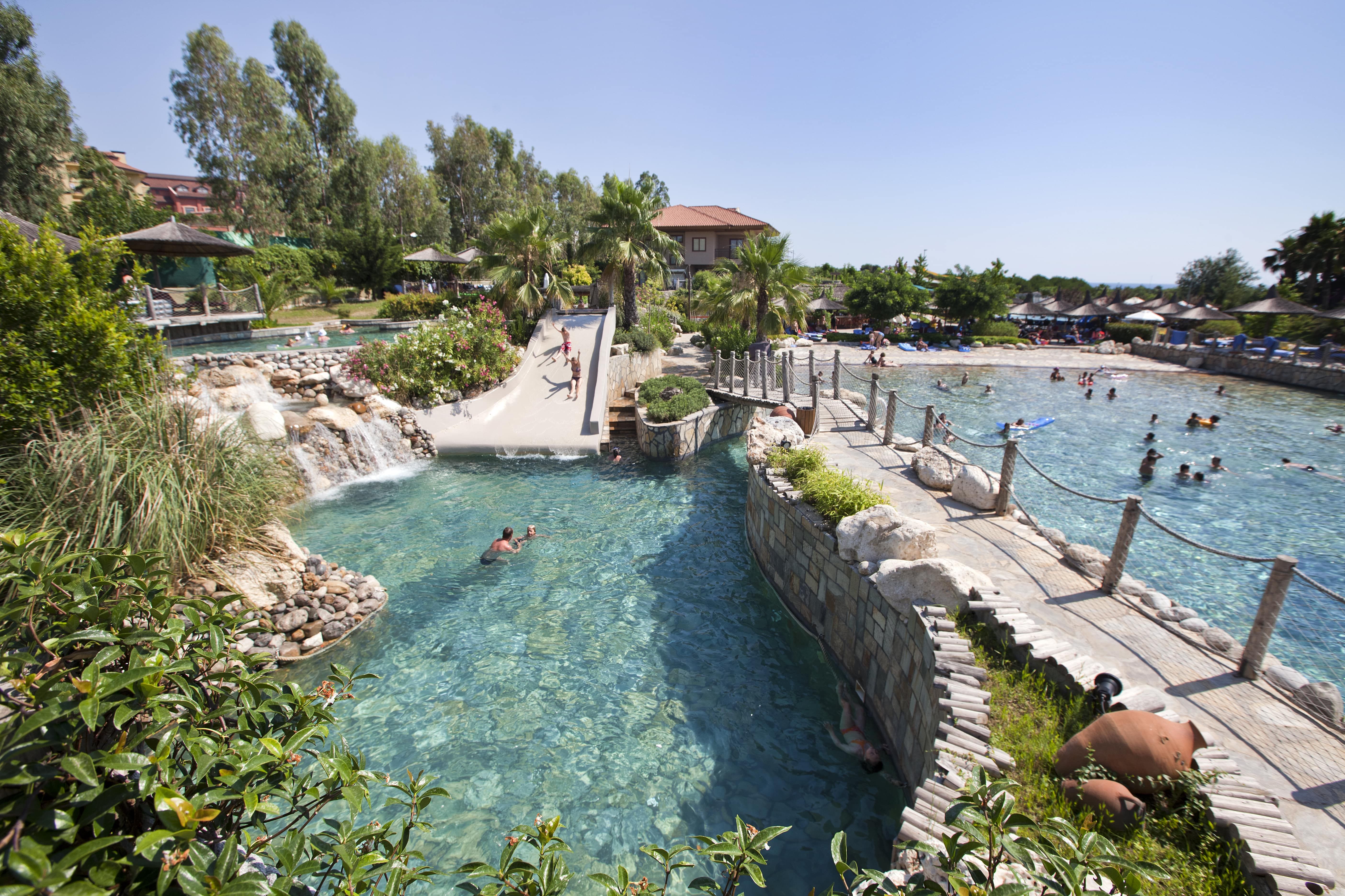 Piscina deschisă