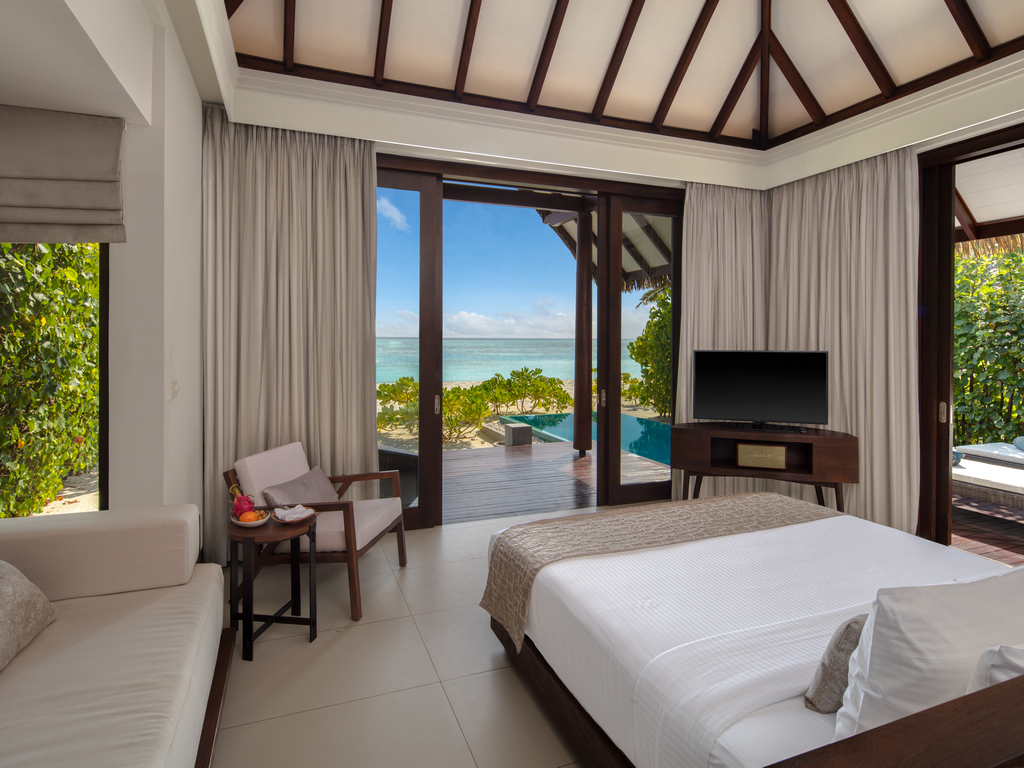 SUNSET POOL BEACH VILLA