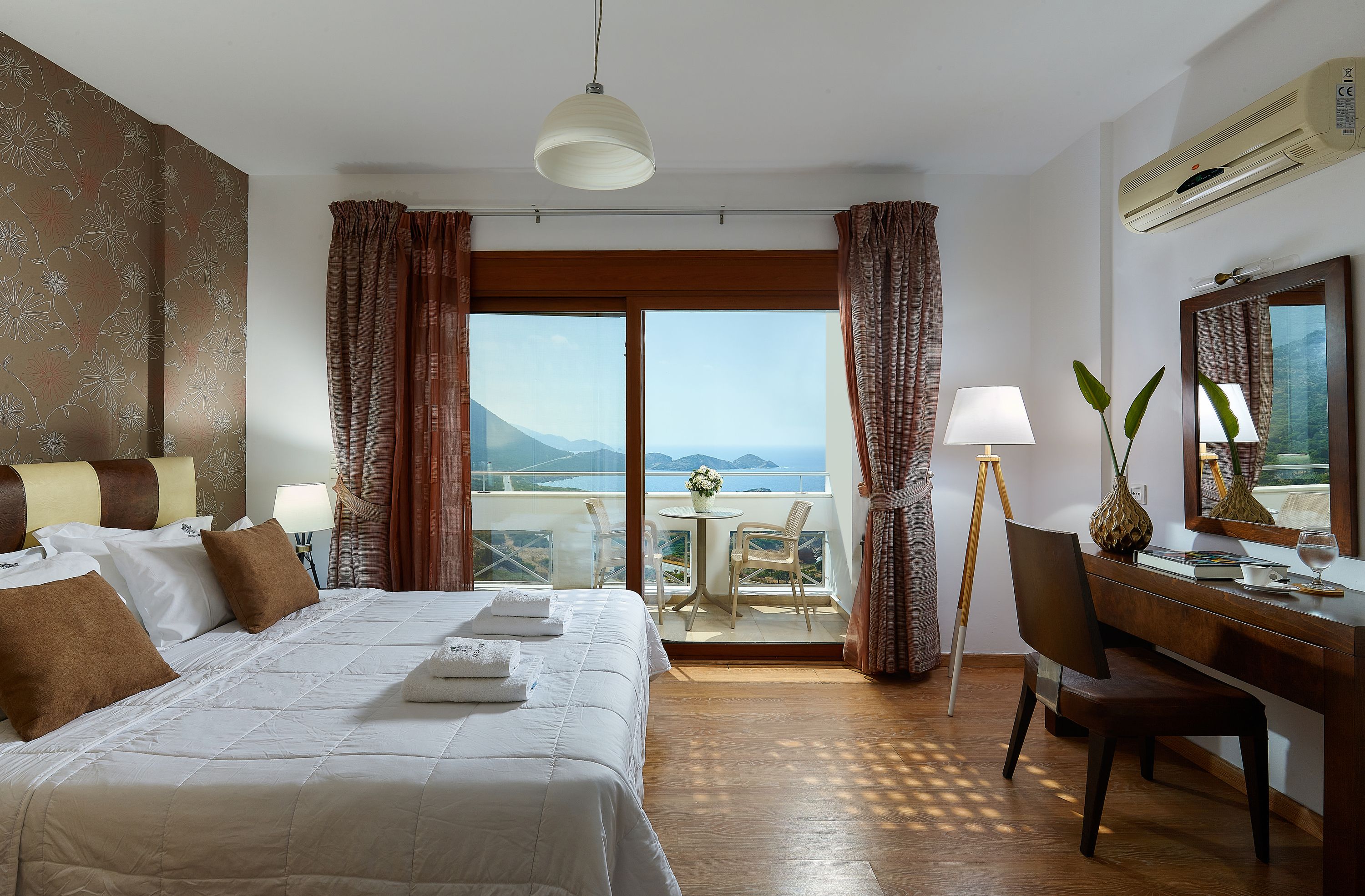 OKEANIDES LUXURY VILLAS