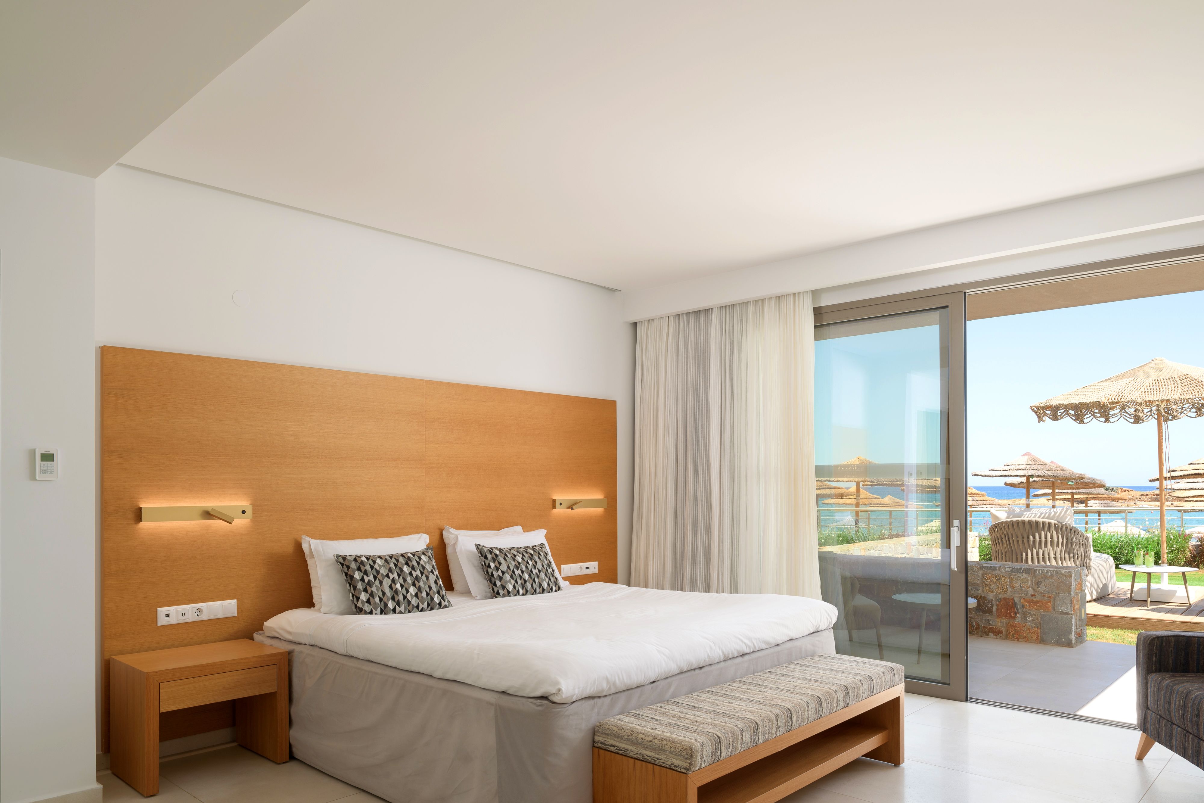 White Pearl Beachfront Suite Front Sea View